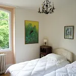 بيت ضيافة L'auberge 91530 *