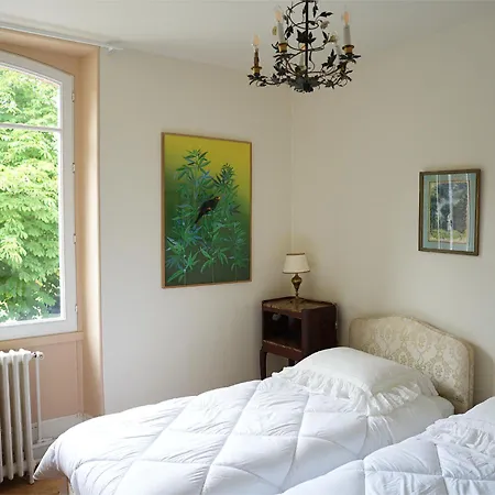 招待所 L'auberge 91530 *