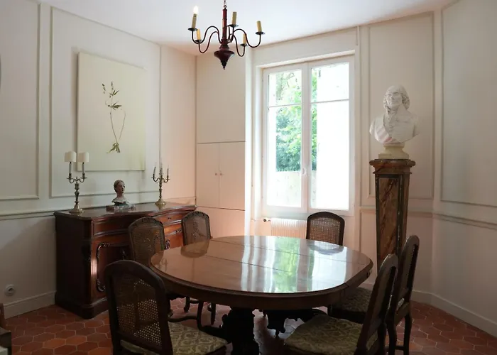 게스트하우스 L'auberge 91530 Le Val-Saint-Germain